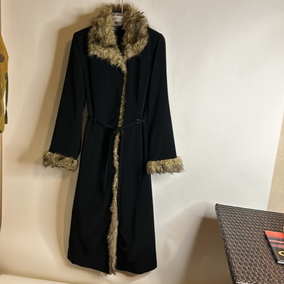 ANN KLEIN VENTAGE FAUX FUR QUILTED LINING INVISIBLE BUTTON DOWN LONG COAT BELTED - Picture 1 of 15